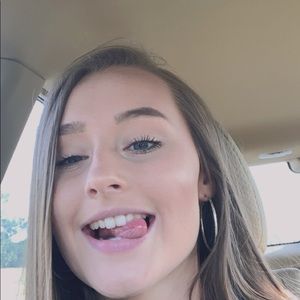 Meet your Posher, Carington